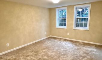 6727 W WAKEFIELD Dr #J, Alexandria, VA 22307