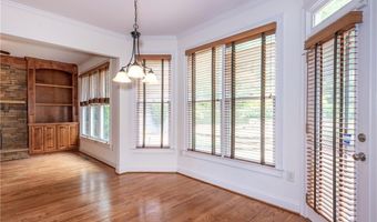 105 Stonewood Trl, Ball Ground, GA 30107