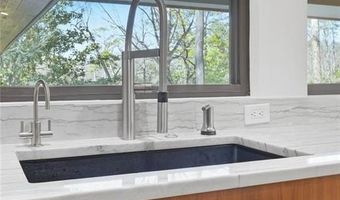 1807 Lenox Rd NE, Atlanta, GA 30306