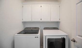 522 Tiger Blvd, Bentonville, AR 72712