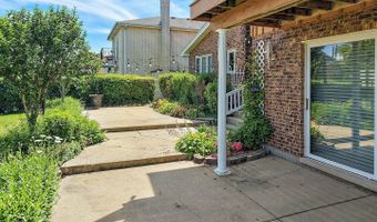 1133 N Thatcher Ln, Addison, IL 60101