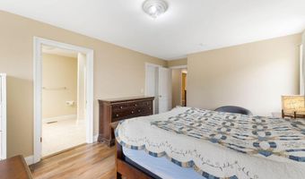 22 Harvest Hill Ln 4, Auburn, ME 04210