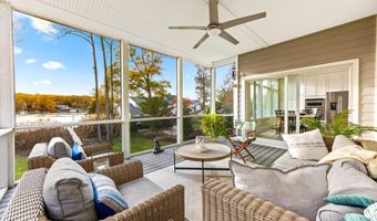 90 E LAKE Dr, Annapolis, MD 21403