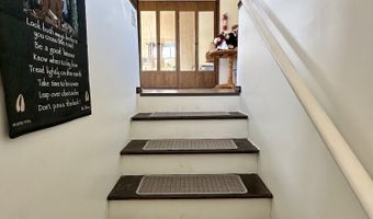 182 Claremont Dr, Albrightsville, PA 18210