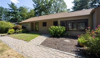 6 Pine Ln, Johnston, RI 02919