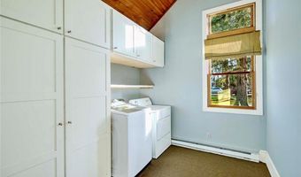 18 Orchard Ave, Barrington, RI 02806