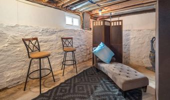 113 Chapel Pl, Amsterdam, NY 12010