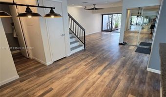 20900 Leeward Ct 213-1, Aventura, FL 33180