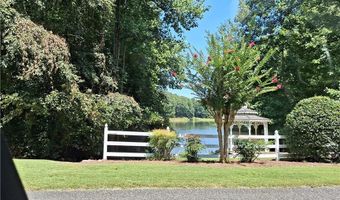 160 Hightower Lake Trl, Ball Ground, GA 30107