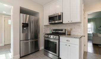 163 Garden Rd, Columbus, OH 43214