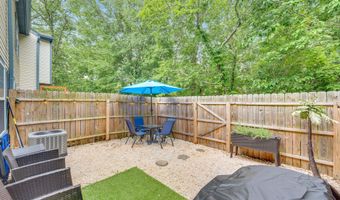 5 Shearwater Holw 5, Bayville, NJ 08721