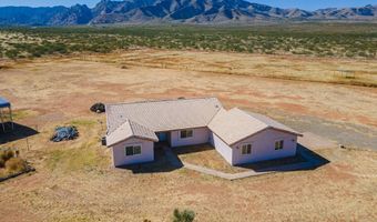 1176 W Trigger Ln, Cochise, AZ 85606