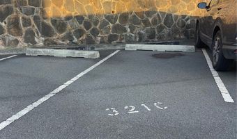 98-660 Moanalua Loop 190, Aiea, HI 96701