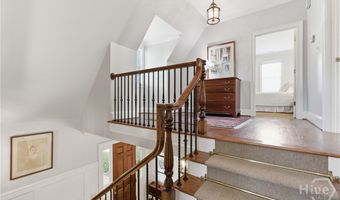 221 Hamilton Rd, Athens, GA 30606