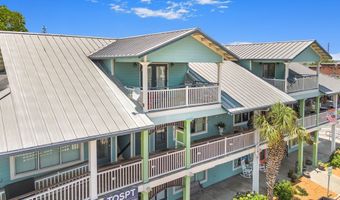 76 Market St, Apalachicola, FL 32320