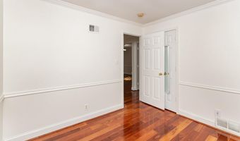 3206 BURGUNDY Rd, Alexandria, VA 22303