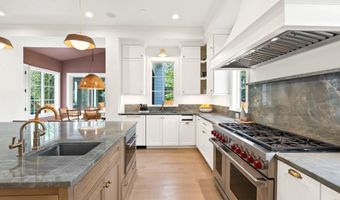 6213 DAHLONEGA Rd, Bethesda, MD 20816