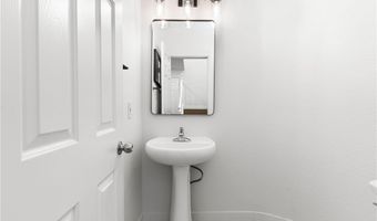10242 Garden State Dr, Las Vegas, NV 89135