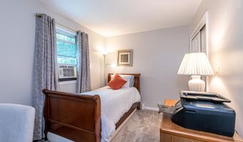 14 Briarwood Ln, Amherst, NH 03031