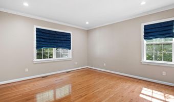 512 BERGENIA Loop, Bear, DE 19701