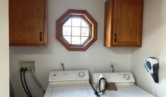 16 HIGHLAND Dr, Albion, PA 16401