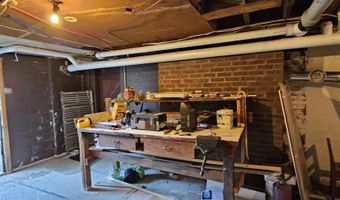 508 Barney Rd, Bennington, VT 05201