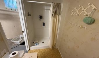 627 1st St, Nashwauk, MN 55769