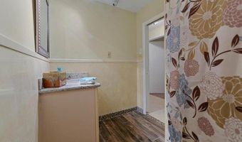 320 Lakeview Blvd, Biloxi, MS 39531