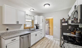 606 Davis St, Polk City, IA 50226