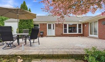 6354 Shenandoah Ave, Allen Park, MI 48101