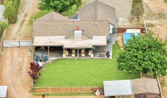 5404 Sioux Rd, Carlsbad, NM 88220