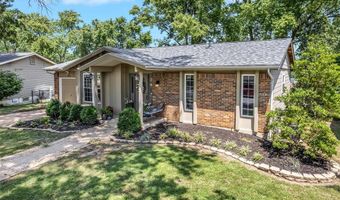 673 Lemonwood Dr, Ballwin, MO 63021