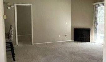 3595 W Greentree Cir B, Anaheim, CA 92804