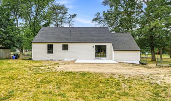406 3RD St, Atco, NJ 08004