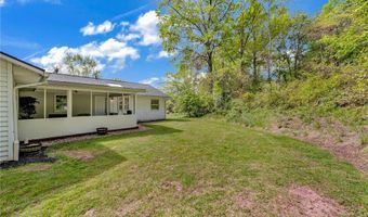 130 Graybark Ln, Amherst, OH 44001