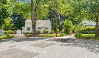 4 CALVIN Ct, Rockville, MD 20851