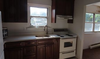 15 Harrison Ave 70 H, Amityville, NY 11701