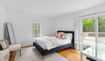 23 Laurel Hill Ln, Amagansett, NY 11930
