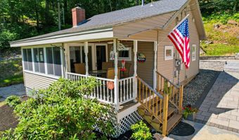 63 Lake Shore Dr, Barnstead, NH 03225