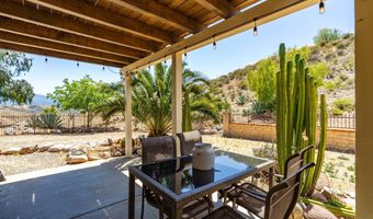 13602 Sego Rd, Agua Dulce, CA 91390