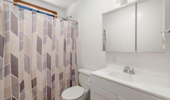 2130 Kauhikoa Rd A, Haiku, HI 96708