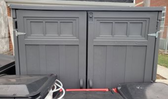 127 S Main St, Ada, OH 45810