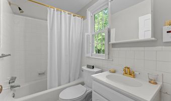 5121 BALTAN Rd, Bethesda, MD 20816