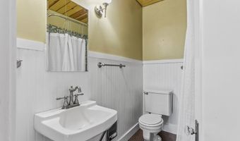 504 ABERNETHY Rd, Oregon City, OR 97045