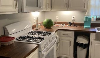 903 N Boulevard Dr, Amory, MS 38821