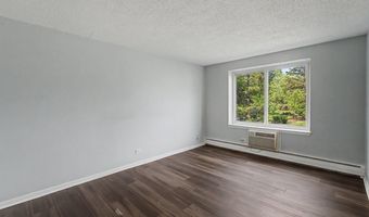 1227 S Old Wilke Rd 210, Arlington Heights, IL 60005