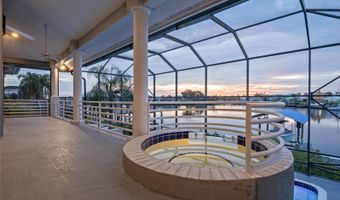 807 CHIPAWAY Dr, Apollo Beach, FL 33572