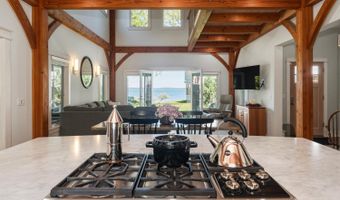 11 Grason Ln, Bar Harbor, ME 04609