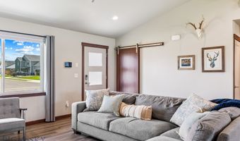 1005 Westwood Cir, Belgrade, MT 59714
