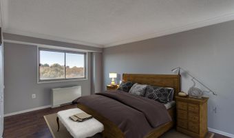 2500 N VAN DORN St 1226, Alexandria, VA 22302